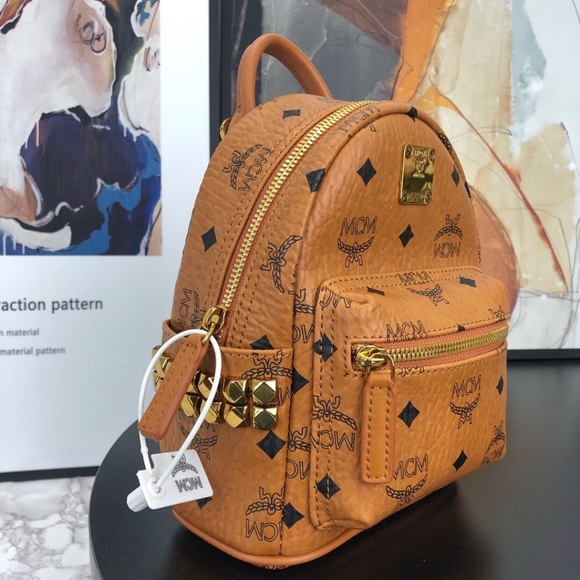 MCM side-studded ultra mini backpack - Picture 3 of 3